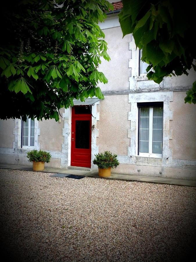 B&B chez Annie Saint-Martin-de-Gurçon Exterior foto